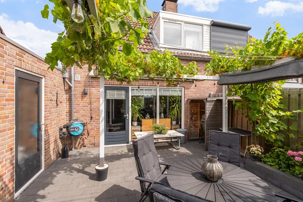 Foto - Te koop: 2-1- kapwoning met oprit!